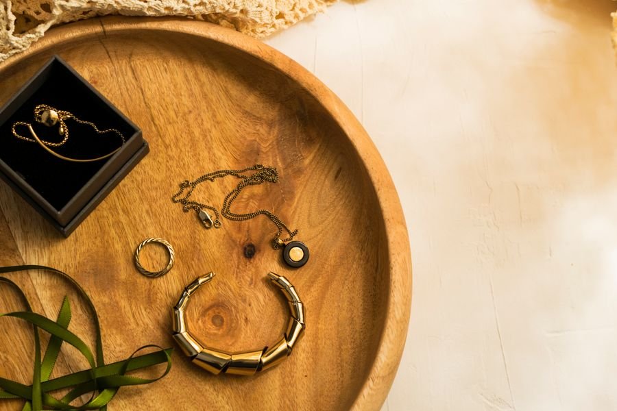 Floral Pendant Necklace